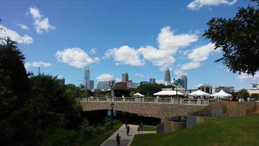 Shopping Mall «Kings Pointe Shopping Center», reviews and photos, 601 S Kings Dr, Charlotte, NC 28204, USA