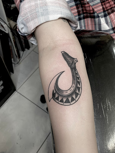 Explore couple tattoo ideas with meaning, creative tattoo ideas in Honolulu, available at Sacred Art Tattoo Waikiki
