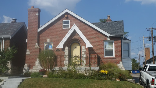 Arch Roofing LLC in Florissant, Missouri