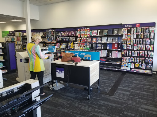 Print Shop «FedEx Office Print & Ship Center», reviews and photos, 15545 Los Gatos Blvd, Los Gatos, CA 95032, USA