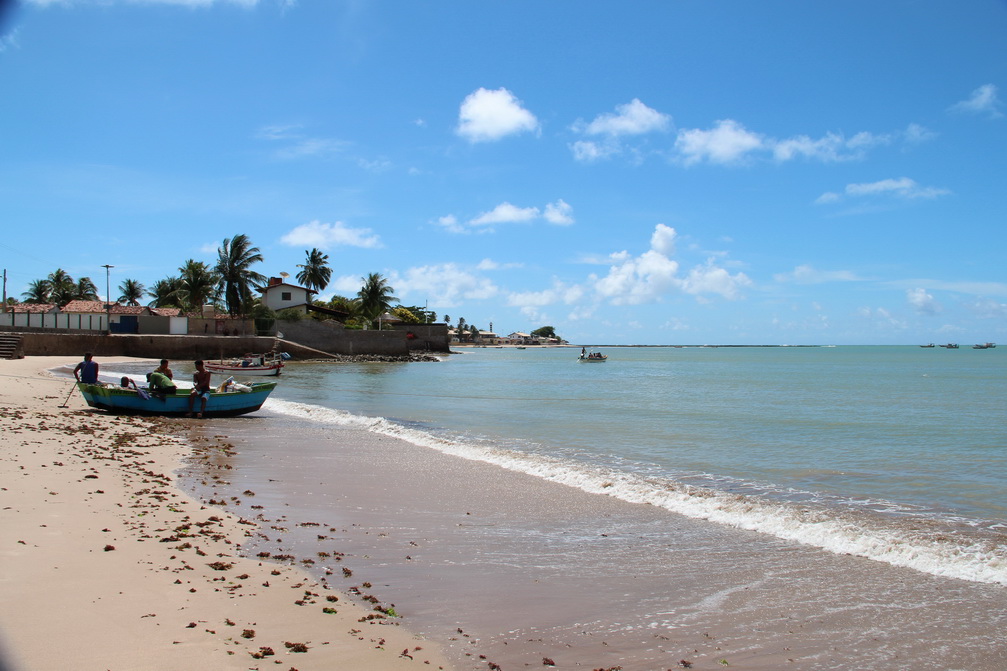 Foto von Praia de Batel mit beiger sand Oberfläche