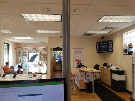 Cell Phone Store «Verizon Authorized Retailer - Wireless Zone», reviews and photos, 1515 N W Ave, Jackson, MI 49202, USA