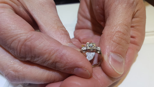 Jeweler «Estate Jewelers», reviews and photos, 700 Fair Oaks Ave, South Pasadena, CA 91030, USA