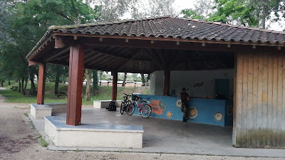 Aire de jeux pour enfants à Cruas