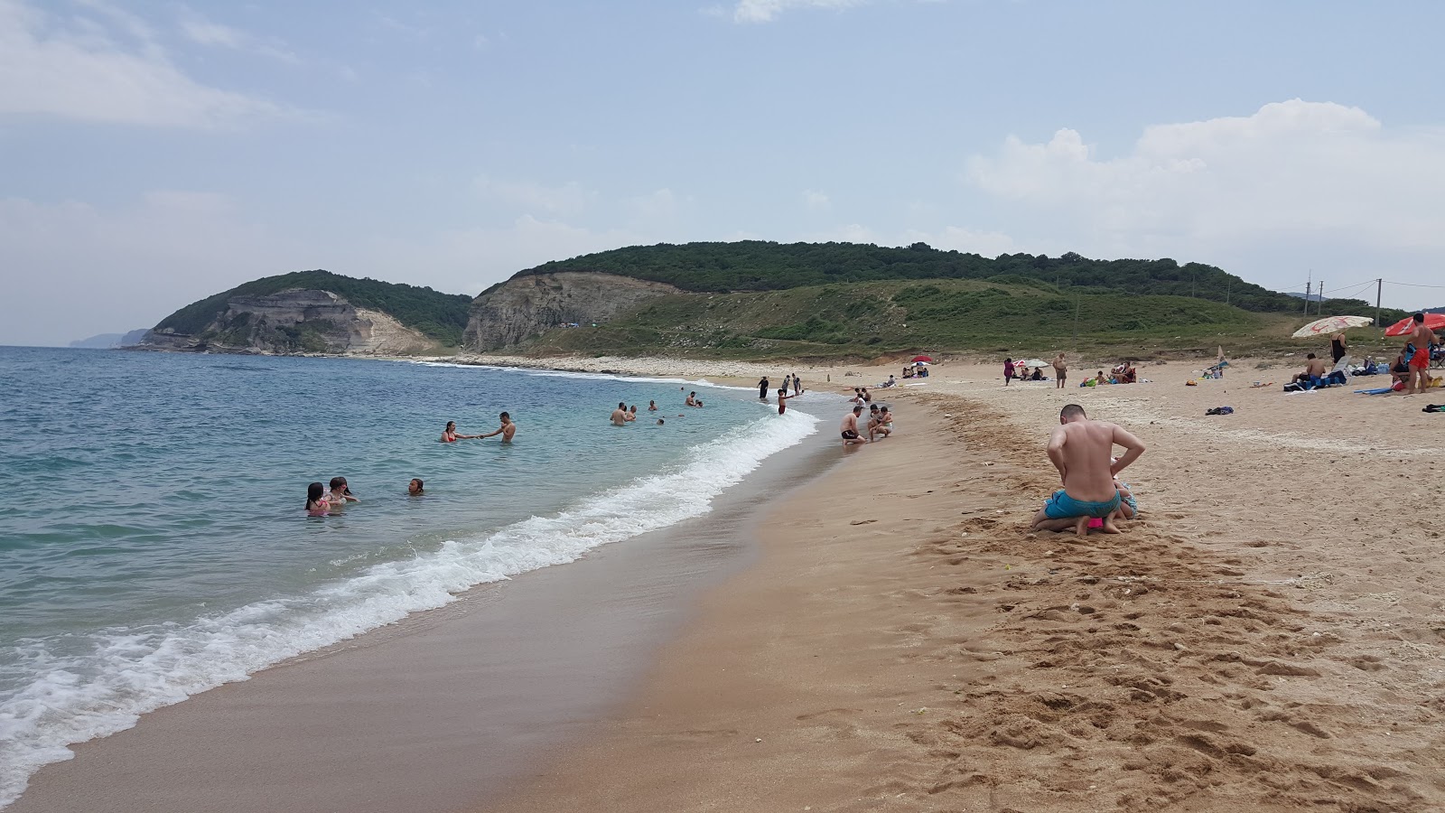 Zdjęcie Kiyikoy beach II z powierzchnią turkusowa czysta woda