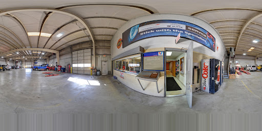 Car Dealer «Lucas-Smith Chrysler Center», reviews and photos, 1600 Parkway W, Festus, MO 63028, USA