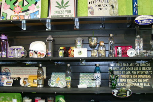 Tobacco Shop «Hypnotized Smoke Shop», reviews and photos, 2967 Patterson Rd, Florissant, MO 63031, USA