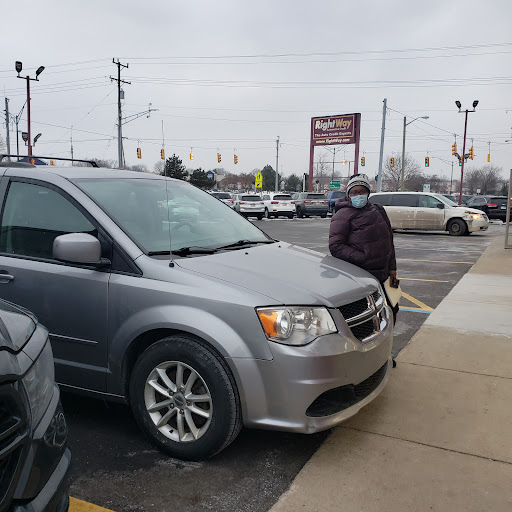 Car Dealer «RightWay Auto Sales», reviews and photos, 34966 S Gratiot Ave, Charter Twp of Clinton, MI 48035, USA