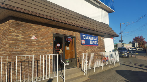 Transmission Shop «AAMCO Transmissions & Total Car Care», reviews and photos, 1639 Main Ave, Clifton, NJ 07011, USA