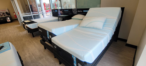 Mattress Store «Mattress Firm Oswego», reviews and photos, 2800 US-34, Oswego, IL 60543, USA