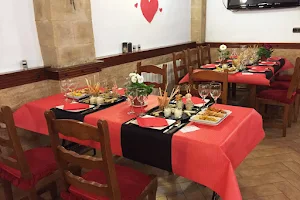 Restaurante La bolera image