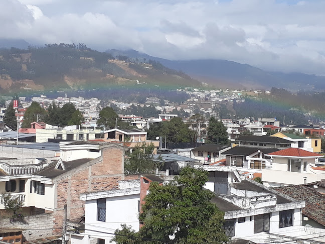 Opiniones de Complejo Judicial Otavalo en Otavalo - Oficina de empresa