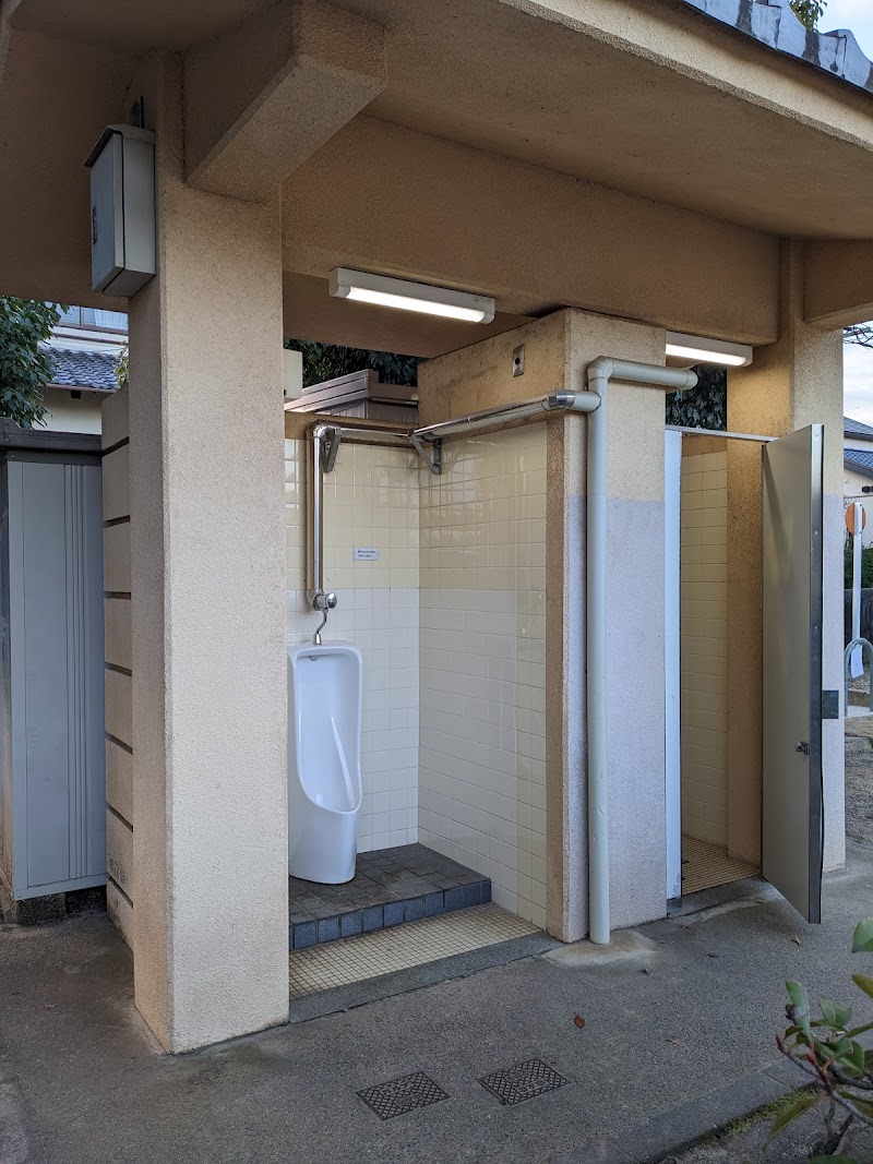 紫野柳公園トイレ