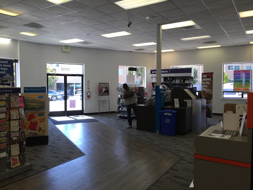 Print Shop «FedEx Office Print & Ship Center», reviews and photos, 5895 Christie Ave, Emeryville, CA 94608, USA