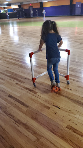 Roller Skating Rink «Magic Wheels Skating Center», reviews and photos, 1671 Fort Campbell Blvd, Clarksville, TN 37042, USA