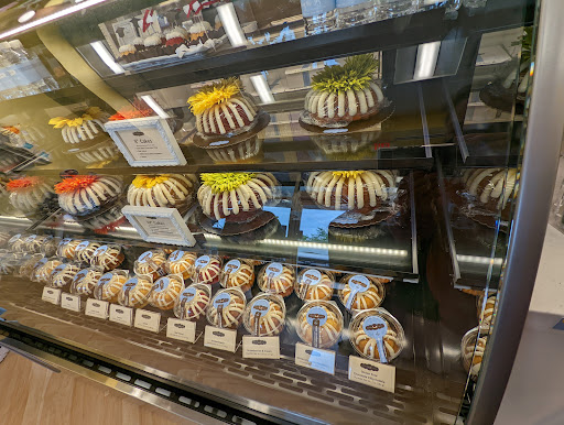 Shopping Mall «Park Place Shopping Center», reviews and photos, 17555 Southcenter Pkwy, Tukwila, WA 98188, USA