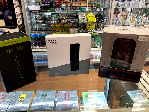 Tobacco Shop «Smoke Shop», reviews and photos, 8505 4th Ave, Brooklyn, NY 11209, USA