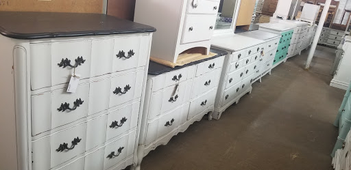 Used Furniture Store «C&D Second Chance», reviews and photos, 201 N Poplar Ave, Sanford, FL 32771, USA