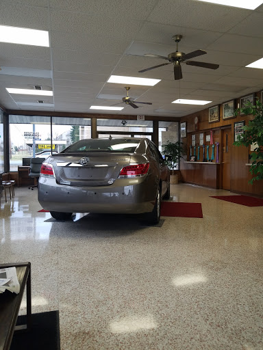 Used Car Dealer «Edinburg Motors», reviews and photos, 517 N Main St, Edinburg, VA 22824, USA