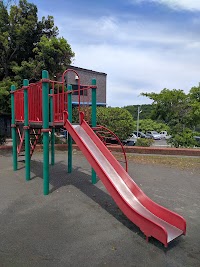 水道みち向台公園