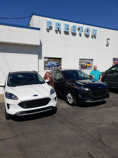 Preston Ford, 13580 W Center St, Burton, OH 44021, USA, 