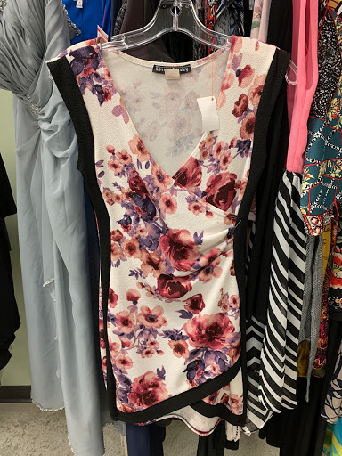 Clothing Store «GoodWill», reviews and photos, 1356 E Vine St, Kissimmee, FL 34744, USA