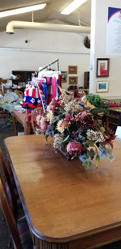 Thrift Store «Assistance League Thrift Boutique», reviews and photos, 4771 N Blackstone Ave, Fresno, CA 93726, USA