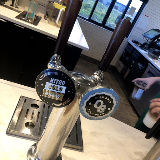 Coffee Shop «Starbucks», reviews and photos, 4055 Lake Rd, West Sacramento, CA 95691, USA