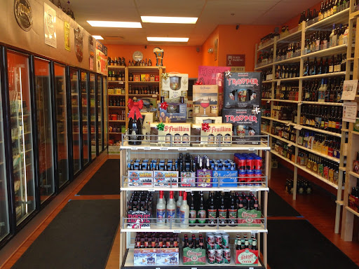 Liquor Store «The Craft Beer Store Libertyville», reviews and photos, 107 W Church St, Libertyville, IL 60048, USA