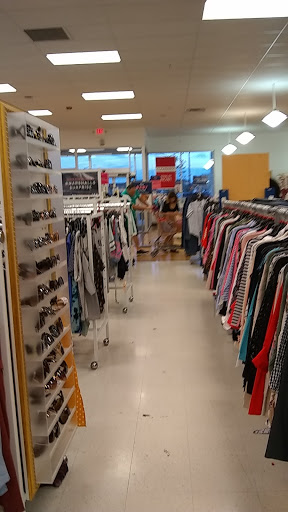 Department Store «Marshalls & HomeGoods», reviews and photos, 731 Centerview Blvd, Kissimmee, FL 34741, USA