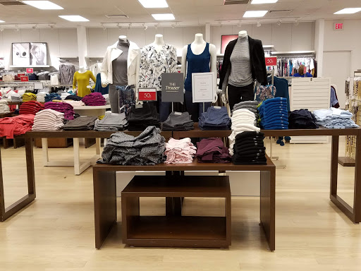 Shopping Mall «Seattle Premium Outlets», reviews and photos, 10600 Quil Ceda Blvd, Tulalip, WA 98271, USA