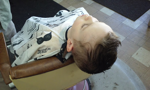 Barber Shop «Southview Barber Shop», reviews and photos, 1319 Southview Blvd, South St Paul, MN 55075, USA