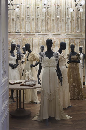 Bridal Shop «BHLDN», reviews and photos, 8 E Walton St, Chicago, IL 60611, USA