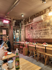 Atmosphère du Restaurant de spécialités du Sichuan (Chine) Deux fois plus de piment 绝代双椒 à Paris - n°4