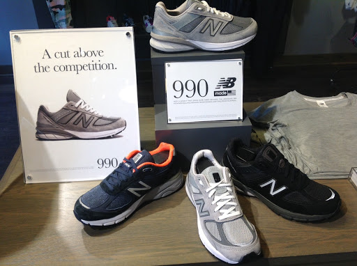 Shoe Store «New Balance Portland», reviews and photos, 7385 SW Bridgeport Rd, Tigard, OR 97224, USA