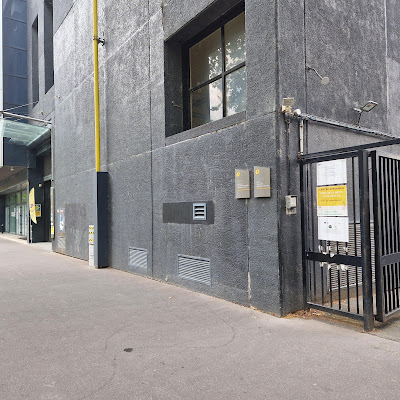 La Poste - Centre d’examen du code de la route à Paris