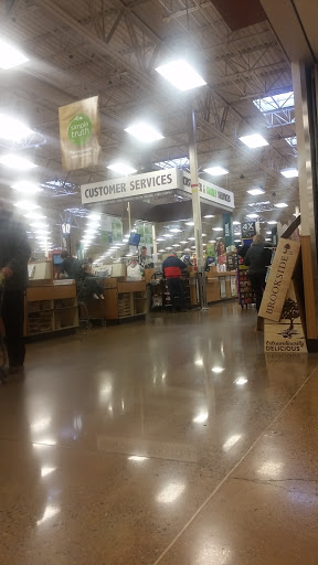 Grocery Store «Fred Meyer», reviews and photos, 6100 E Lake Sammamish Pkwy SE, Issaquah, WA 98029, USA