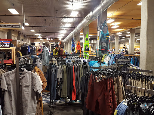 Camping Store «REI», reviews and photos, 1405 NW Johnson St, Portland, OR 97209, USA