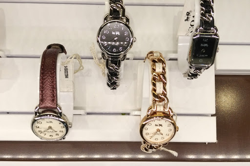 Shopping Mall «Twin Cities Premium Outlets», reviews and photos, 3965 Eagan Outlets Pkwy, Eagan, MN 55122, USA