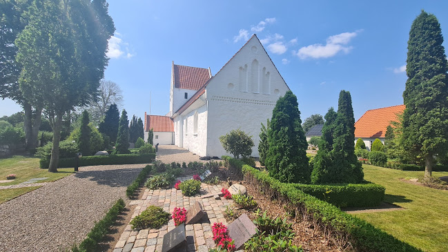 Holevad Kirke - Assens