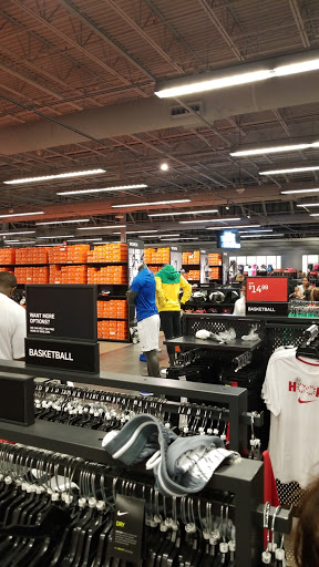 Shoe Store «Nike Factory Store», reviews and photos, 12801 W Sunrise Blvd Suite 1005, Sunrise, FL 33323, USA