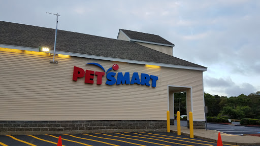 Pet Supply Store «PetSmart», reviews and photos, 2 Bourne Bridge Approach #2, Bourne, MA 02532, USA