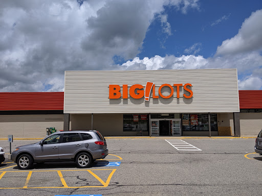 Big Lots, 420 Alfred St #115, Biddeford, ME 04005, USA, 