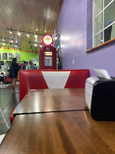 Ice Cream Shop «Neighbors Ice Cream Parlor», reviews and photos, 5980 Spruce Creek Rd, Port Orange, FL 32127, USA