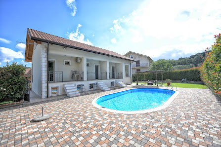 Villa Brettii S.da 107 Silana Crotonese, 262, 87036 Santo Stefano CS, Italia