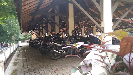 Parking Area - ISI Surakarta