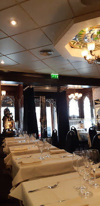 Atmosphère du Restaurant indien Ashiana à Neuilly-sur-Seine - n°2