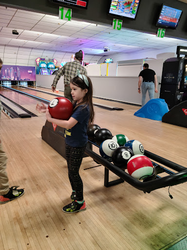 Bowling Alley «Dover Bowl», reviews and photos, 887 Central Ave # B, Dover, NH 03820, USA