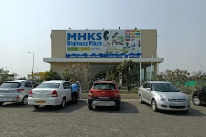 MHKS Highway Plaza image