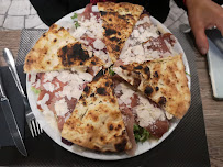 Plats et boissons du Pizzeria Solo Pizza Napoletana à Chessy - n°19